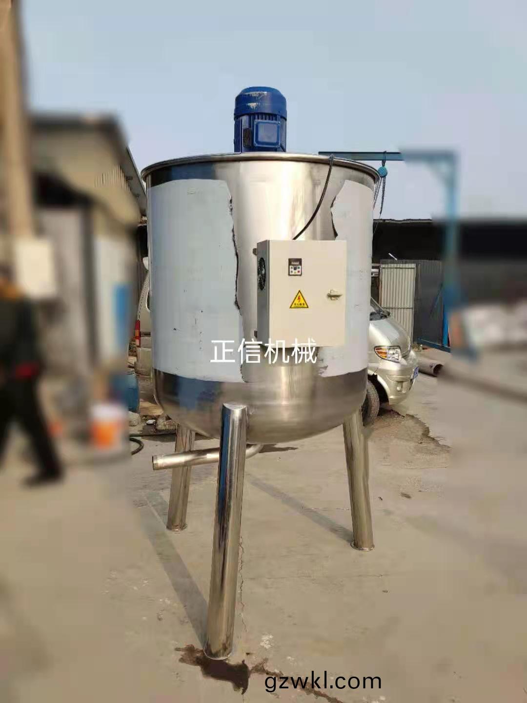 蘭州不鏽(xiu)鋼螺(luo)鏇上(shang)料機(ji)廠(chang)傢